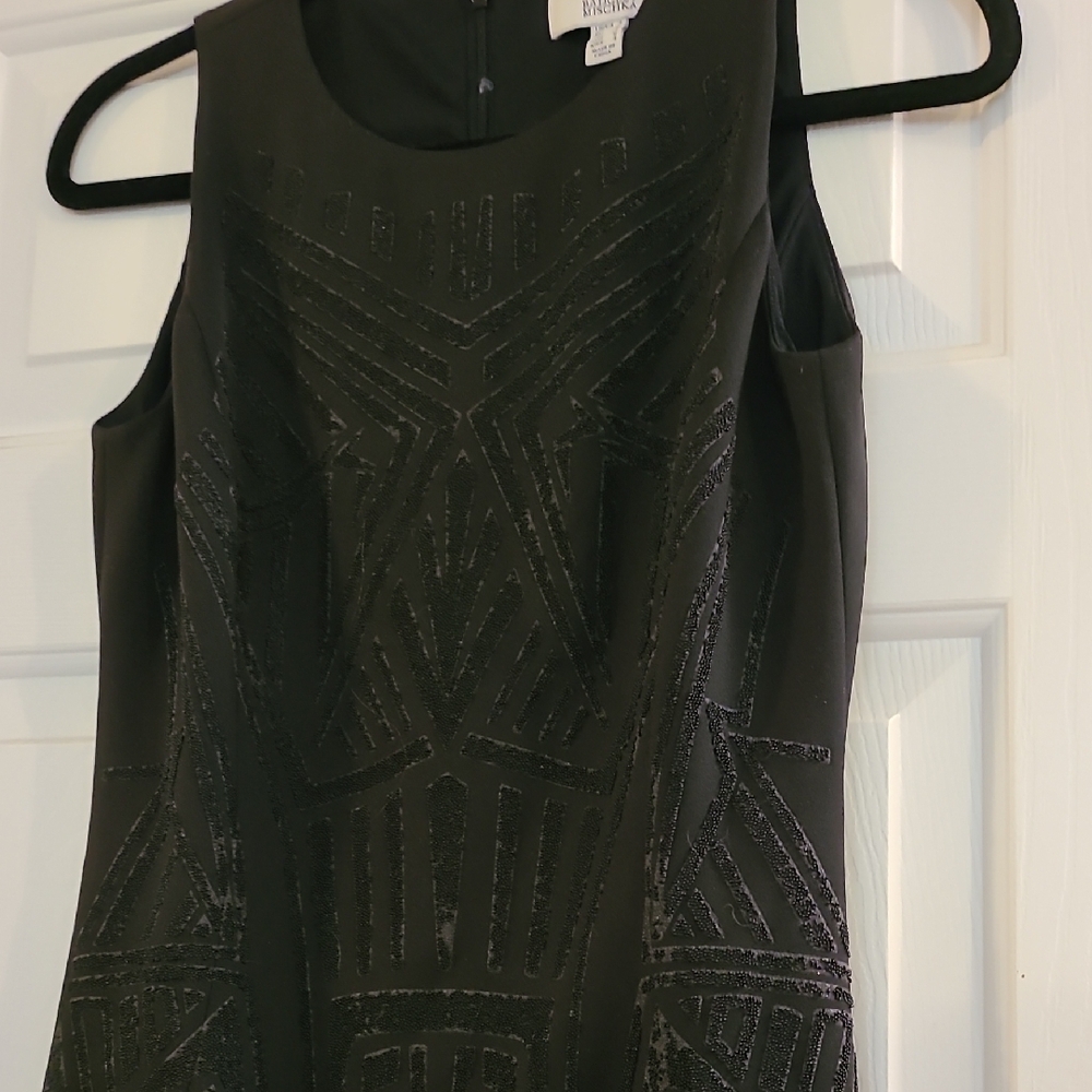 Badgley Mischka Black Sleeveless Sheath Mini Dress